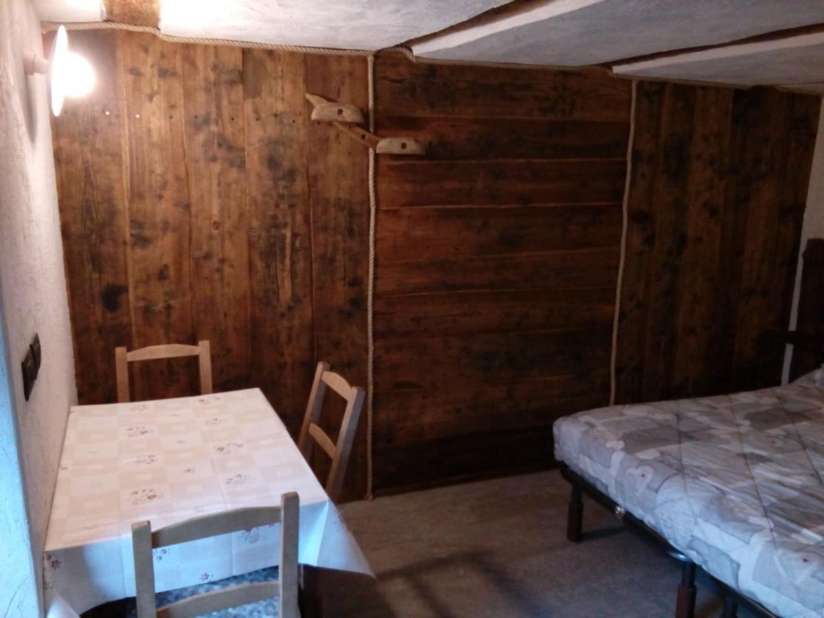 Agri-B&B Lou Col Canosio Exterior foto